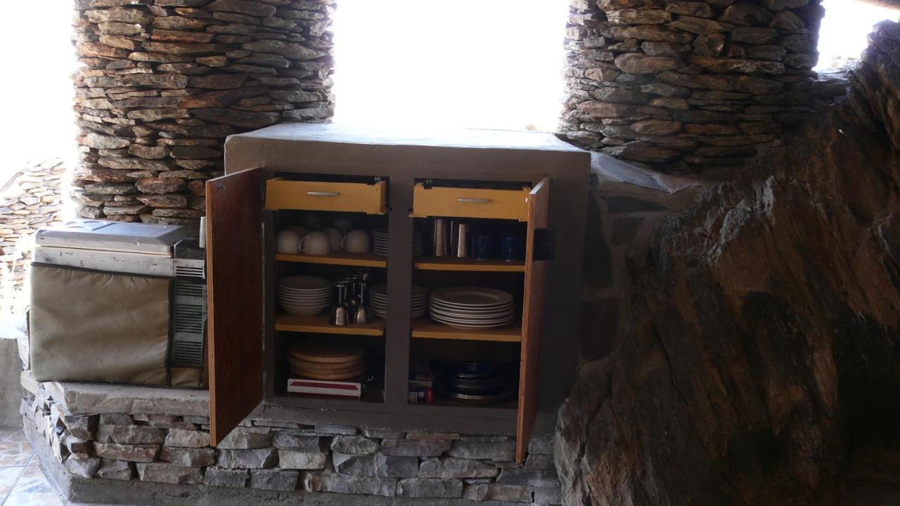 Rooiklip Camp Flintstone Lägenhet Exteriör bild