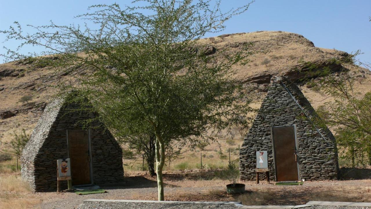 Rooiklip Camp Flintstone Lägenhet Exteriör bild